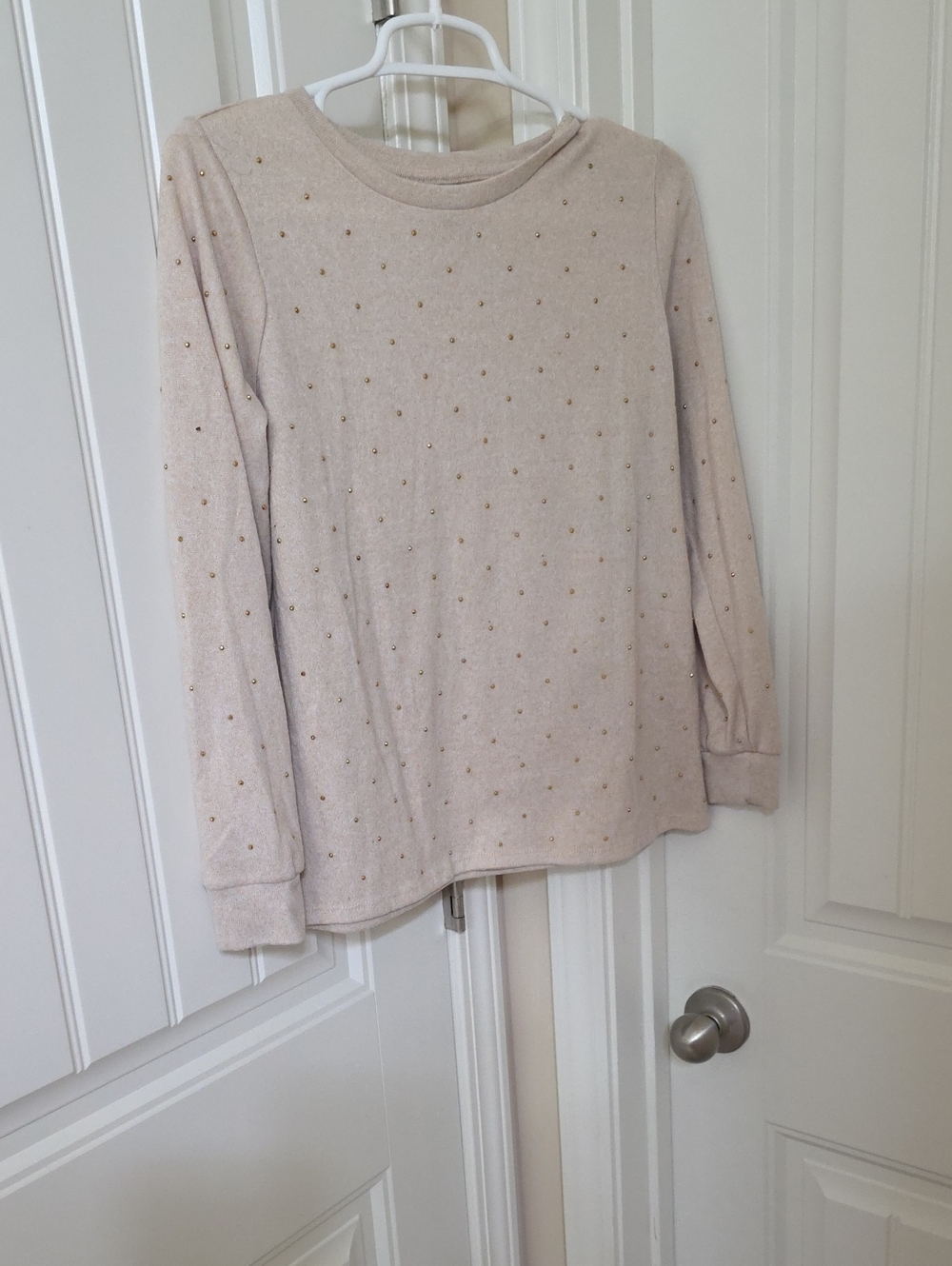 Girls Cream Long-Sleeve Sweatshirt with Gold Dot Detail